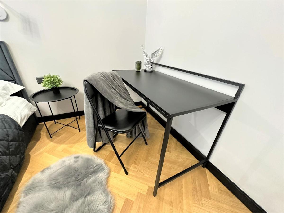 Luxury 100M2 Loft Design-Apartment At Wawel + Netflix كراكوفيا المظهر الخارجي الصورة