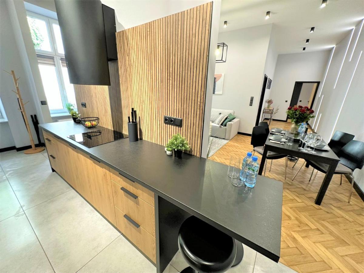 Luxury 100M2 Loft Design-Apartment At Wawel + Netflix كراكوفيا المظهر الخارجي الصورة