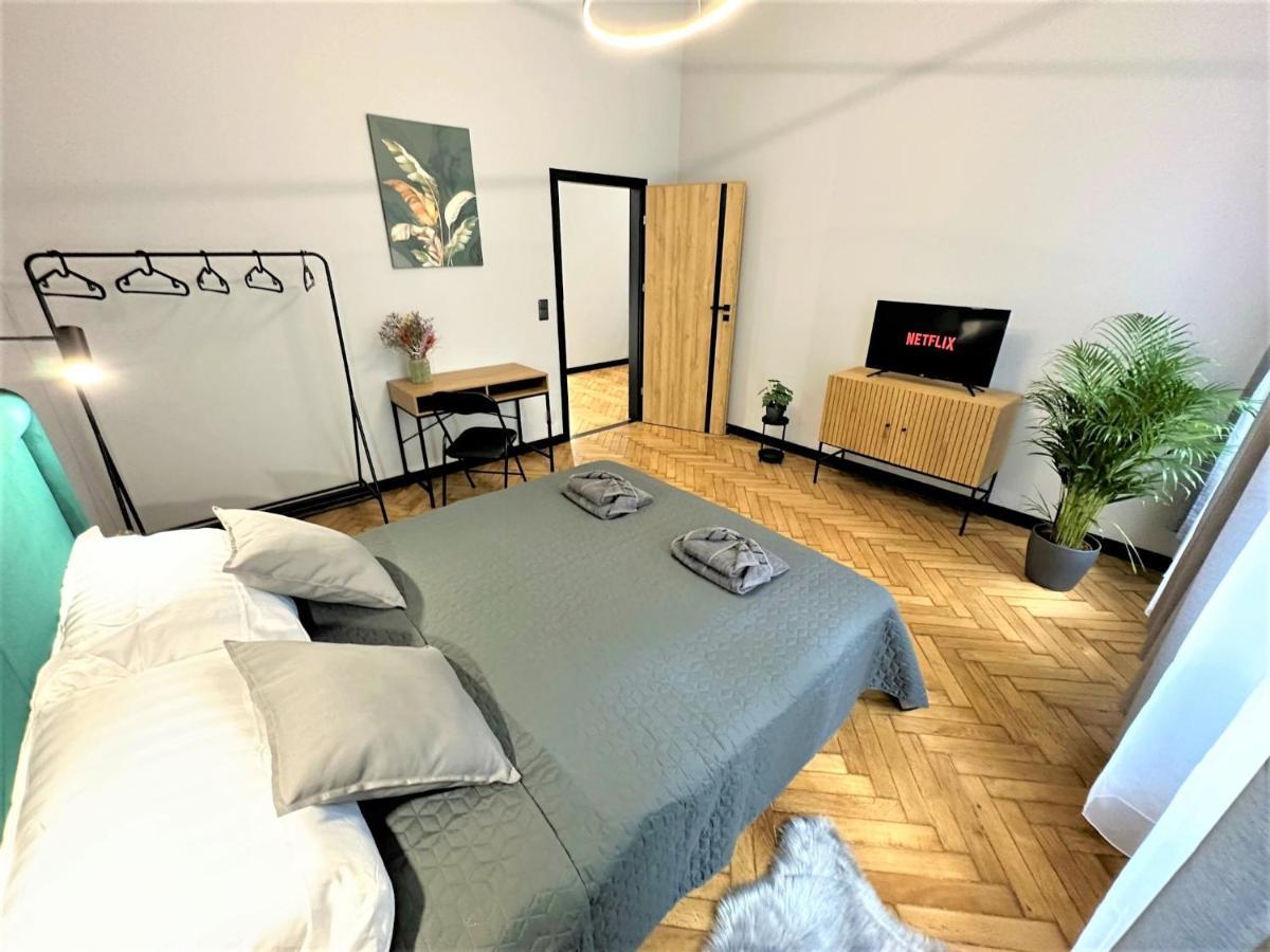 Luxury 100M2 Loft Design-Apartment At Wawel + Netflix كراكوفيا المظهر الخارجي الصورة