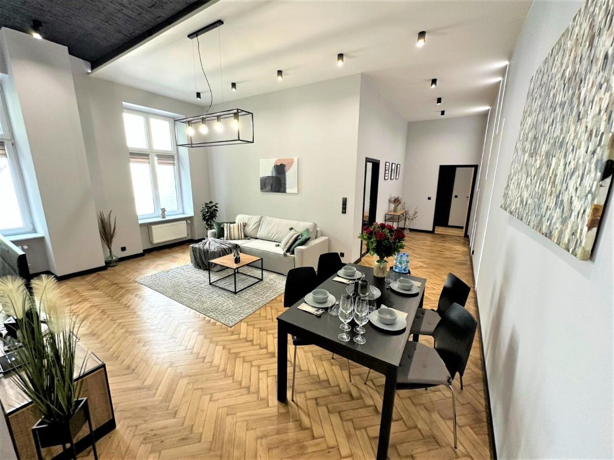 Luxury 100M2 Loft Design-Apartment At Wawel + Netflix كراكوفيا المظهر الخارجي الصورة