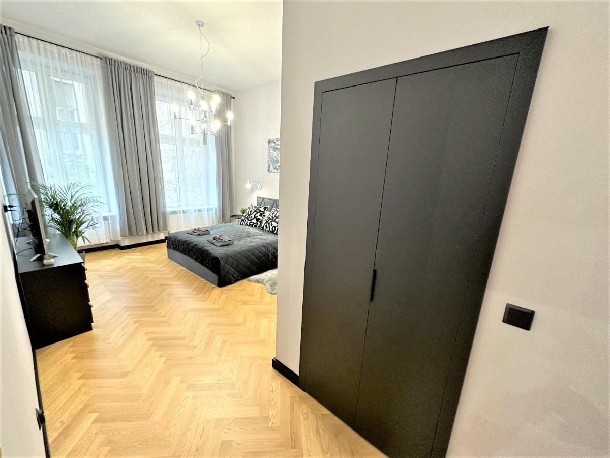 Luxury 100M2 Loft Design-Apartment At Wawel + Netflix كراكوفيا المظهر الخارجي الصورة