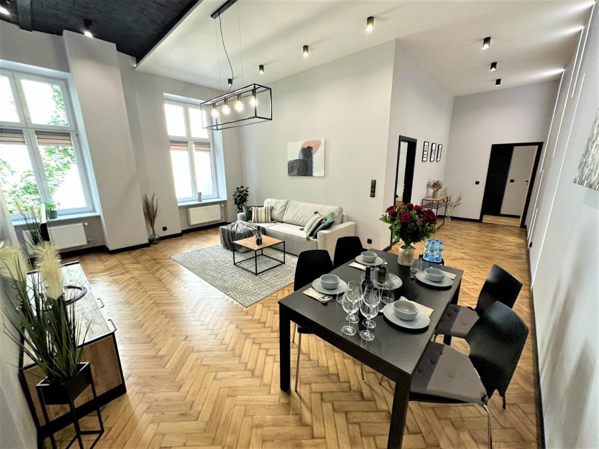 Luxury 100M2 Loft Design-Apartment At Wawel + Netflix كراكوفيا المظهر الخارجي الصورة