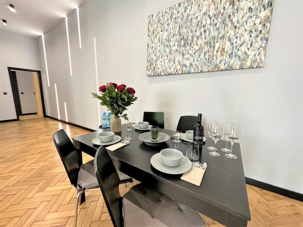 Luxury 100M2 Loft Design-Apartment At Wawel + Netflix كراكوفيا المظهر الخارجي الصورة
